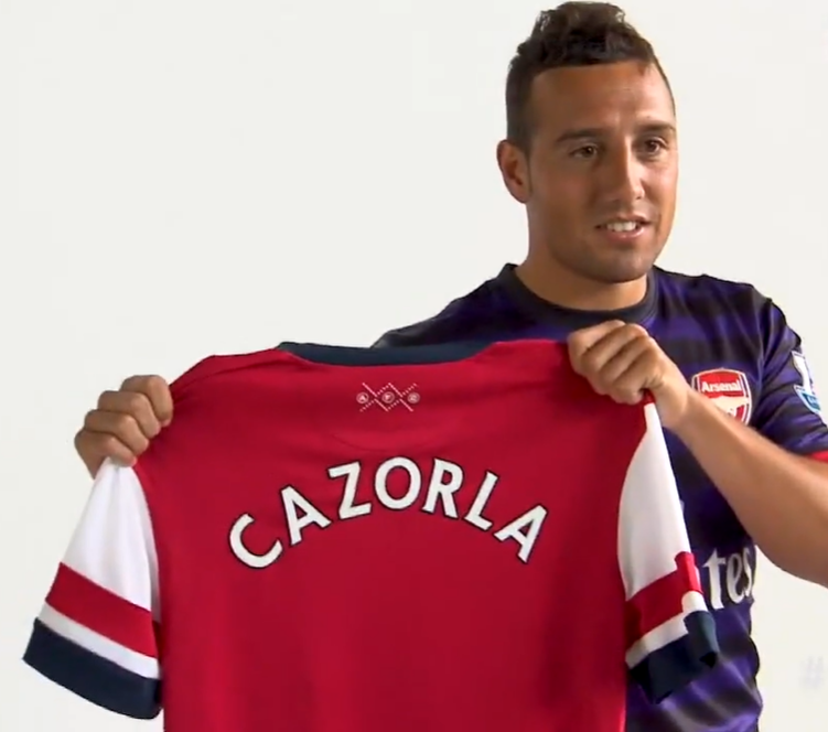 Santi Cazorla anuncia aposentadoria aos 41 anos e encerra carreira marcada por superação