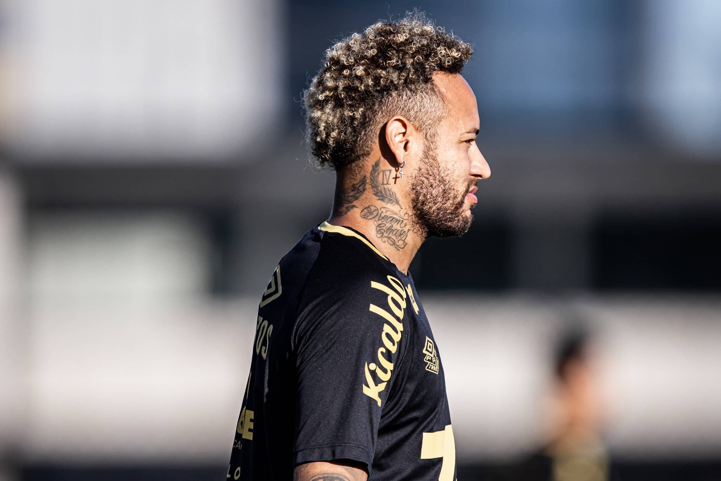 Neymar comenta interesse da MLS, mas reforça compromisso com o Santos até 2026