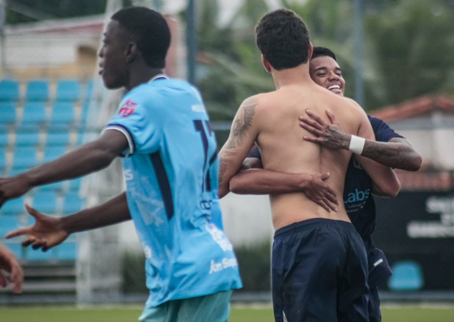 Virada heroica coloca Maricá F.C Sub-20 nas quartas de final da OPG