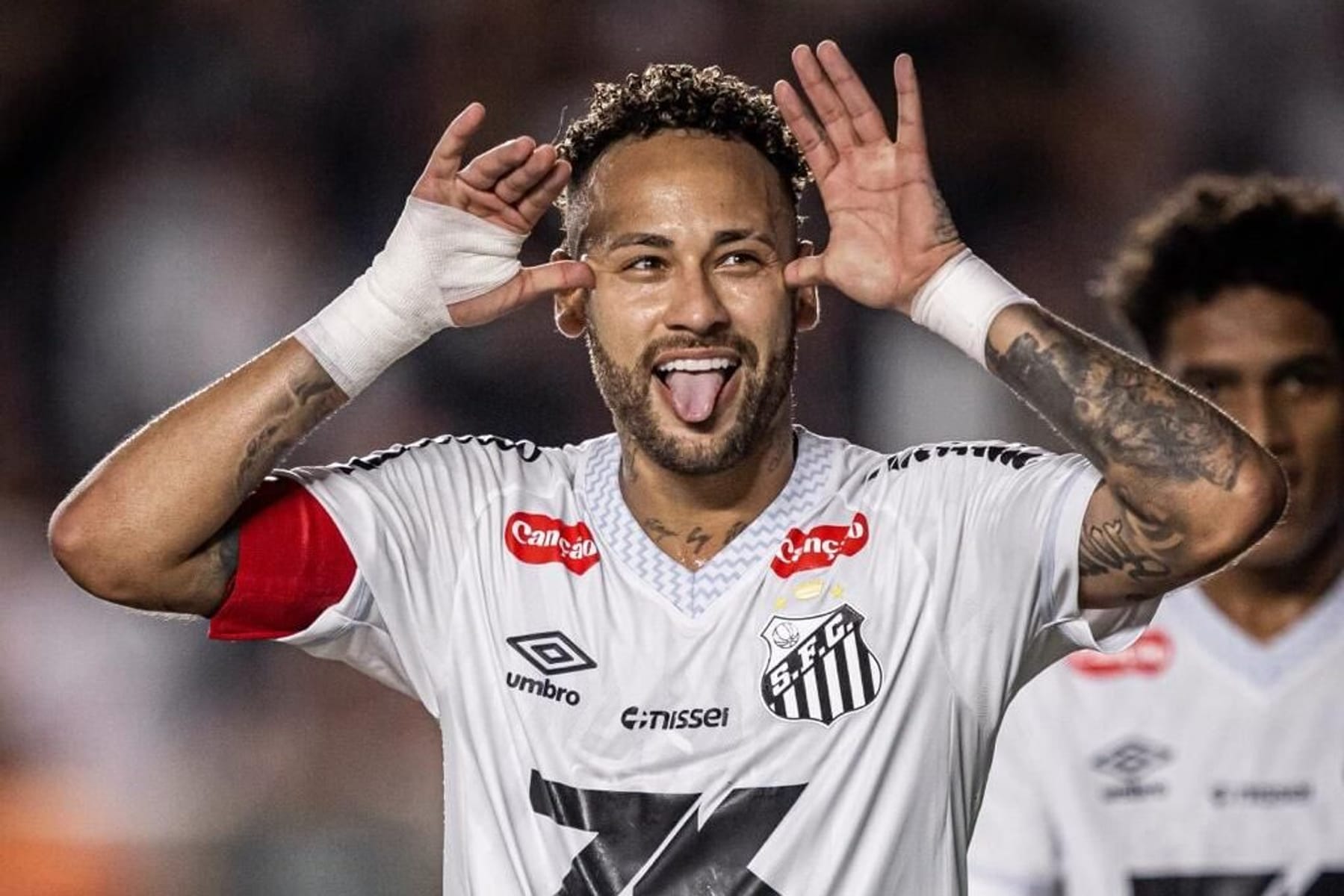 Neymar brilha, Santos vence o Remo e deixa zona de rebaixamento no Brasileirão