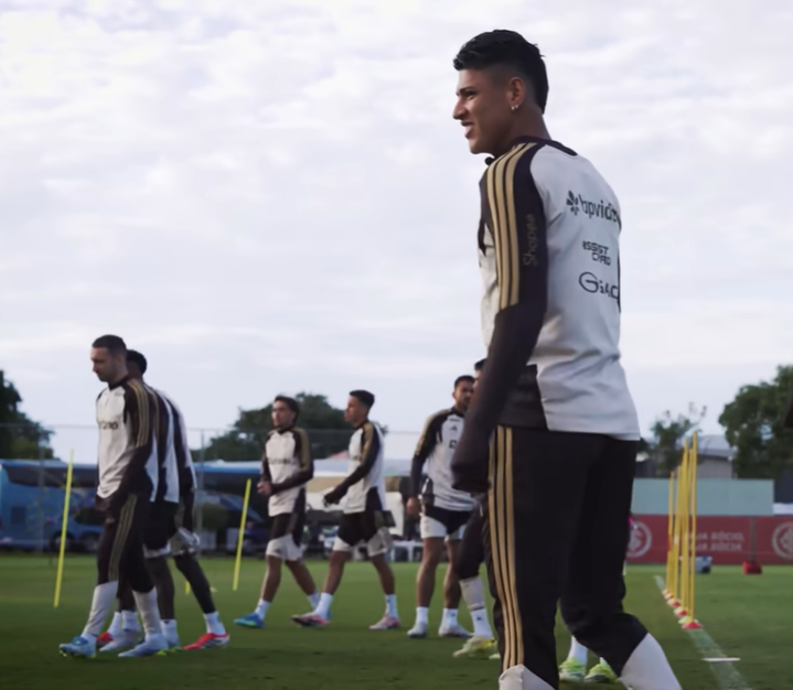 Flamengo planeja intertemporada fora do Brasil durante pausa da Copa do Mundo