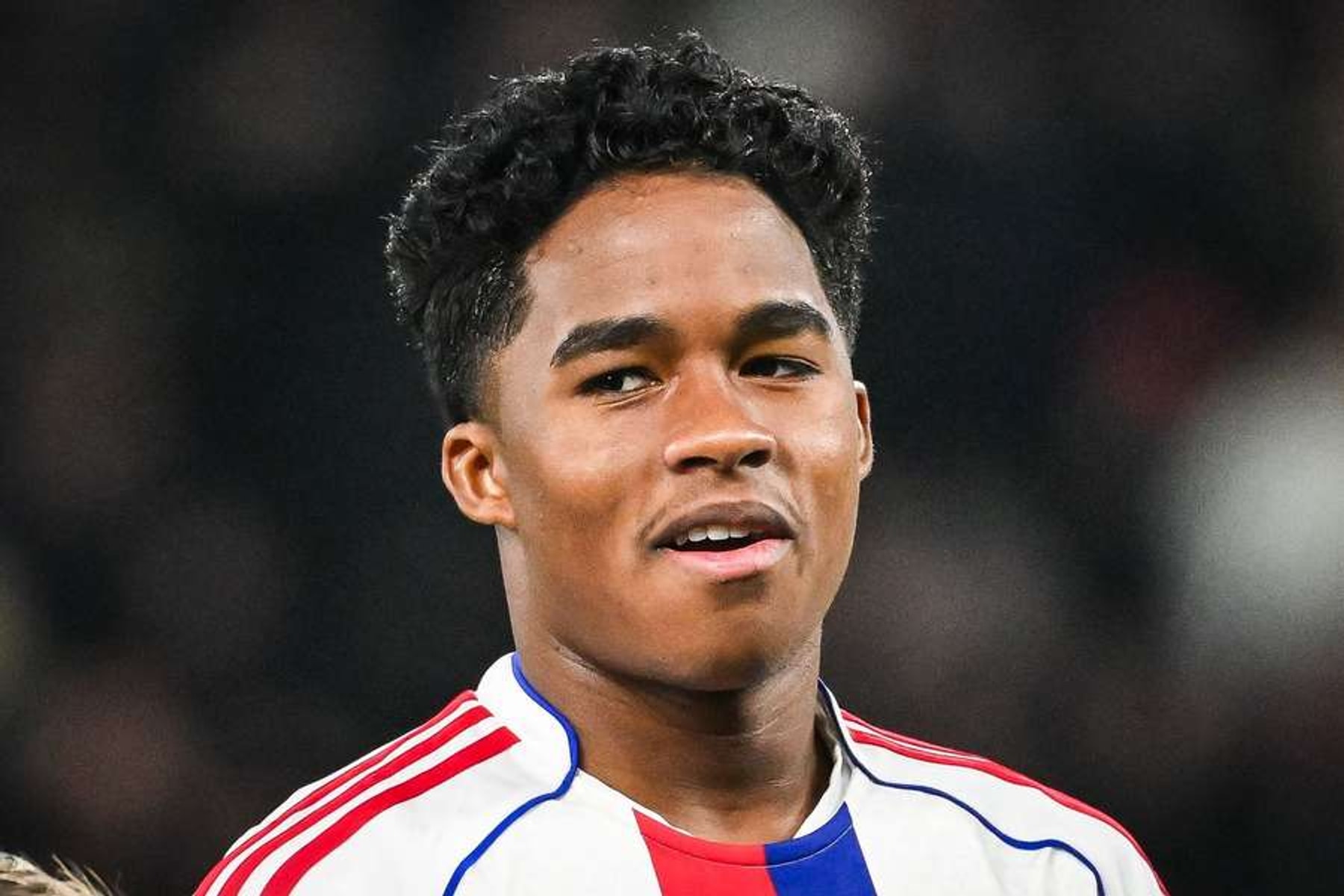 Endrick vive fase irregular no Lyon e é cobrado por Paulo Fonseca: “Precisamos mais dele”