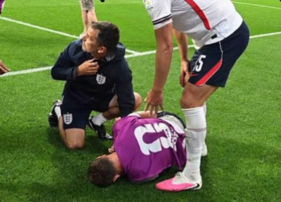Jordan Henderson sofre lesão em comemoração da Inglaterra e preocupa para sequência da Copa