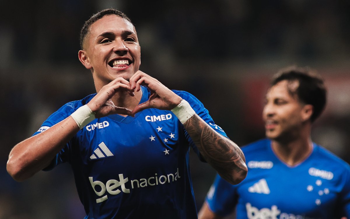 Cruzeiro conquista primeira vitória no Brasileirão sob comando de Artur Jorge