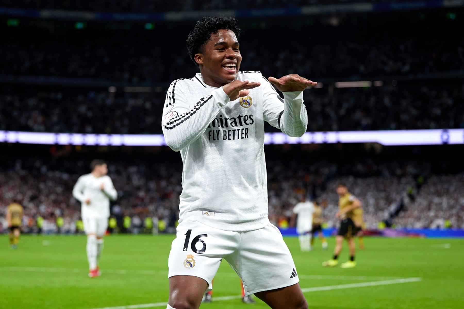 Endrick ganha respaldo no Real Madrid e deve ter mais espaço após saída de Gonzalo García