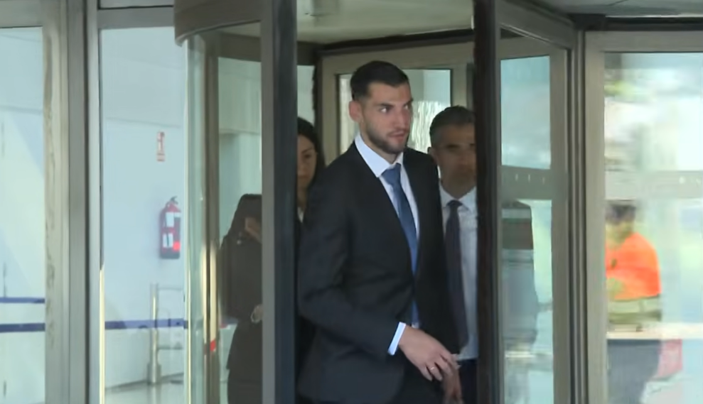 Rafa Mir é condenado a mais de 8 anos de prisão por agressão sexual na Espanha