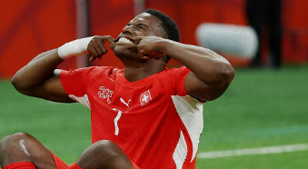 Suíça vence Argélia, quebra jejum histórico e avança às oitavas da Copa do Mundo 2026