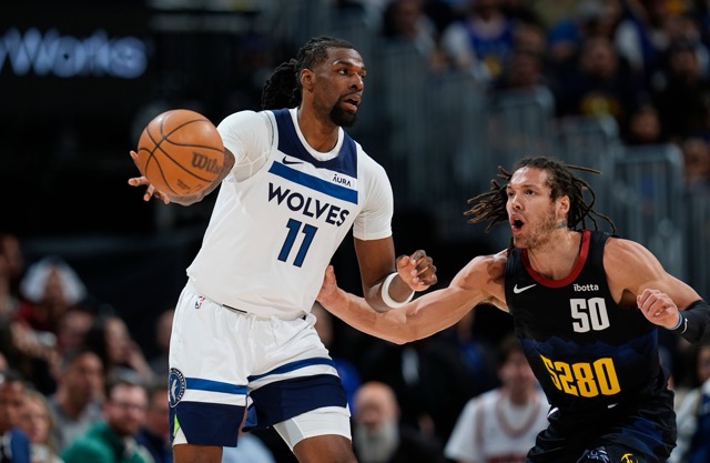 Timberwolves dominam Nuggets, fazem 2 a 1 na série e mostram força defensiva nos playoffs da NBA