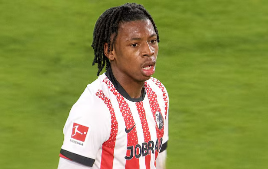 Newcastle anuncia contratação de Johan Manzambi por R$ 353 milhões após destaque na Copa do Mundo