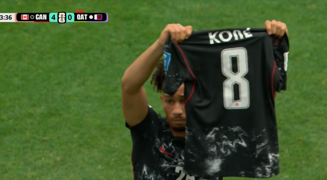 Após grave lesão na Copa do Mundo, Koné emociona com mensagem de fé e agradecimento ao Canadá