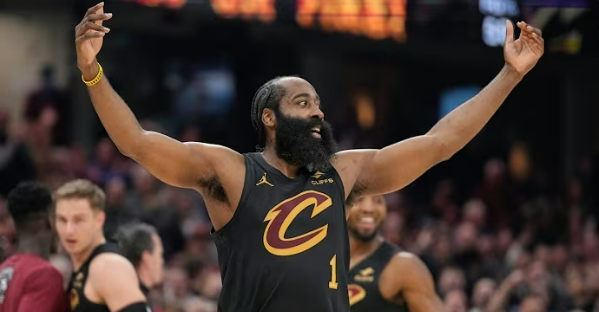James Harden negocia renovação com o Cavaliers e aceita reduzir salário para permanecer na NBA