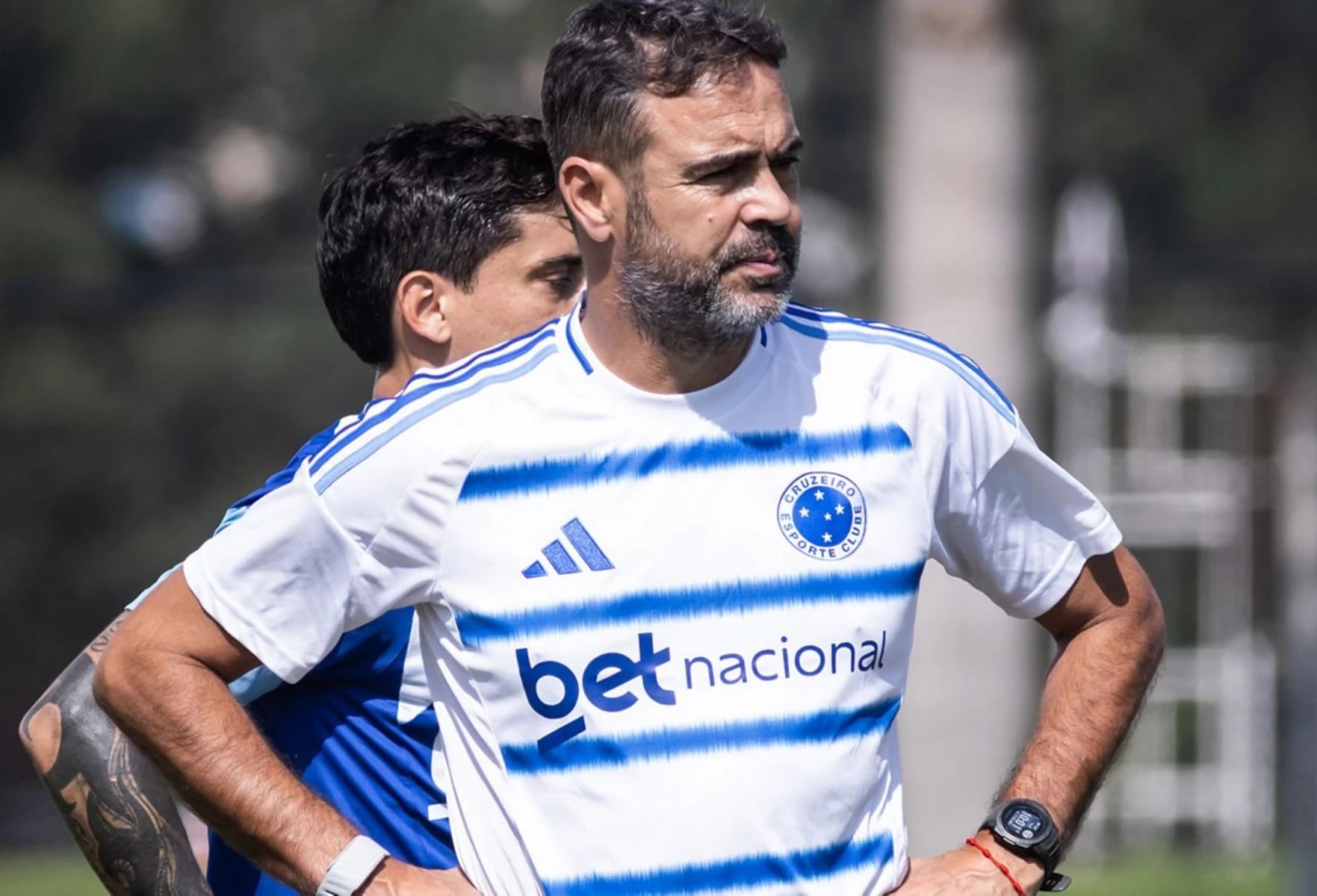 Cruzeiro estreia na Libertadores 2026 contra o Barcelona de Guayaquil após sete anos em meio a fase turbulenta