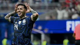 Argentina vira sobre a Inglaterra e vai à final da Copa do Mundo contra a Espanha