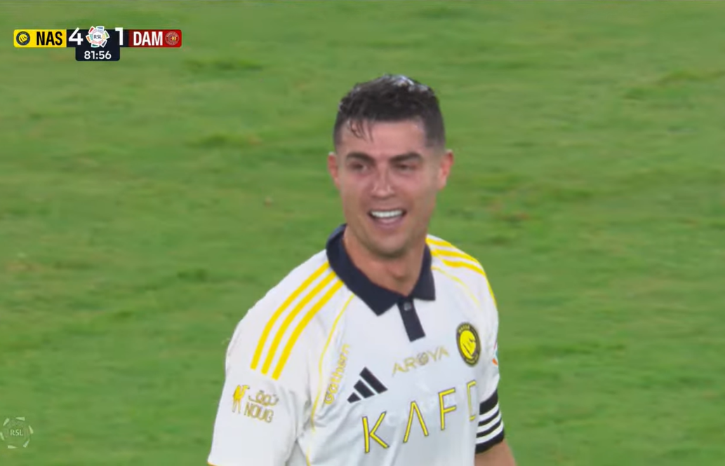 Cristiano Ronaldo chora com título inédito do Al-Nassr e encerra jejum na Arábia Saudita