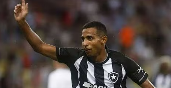 São Paulo acerta contratação de Victor Sá e aguarda liberação do Krasnodar para anúncio oficial