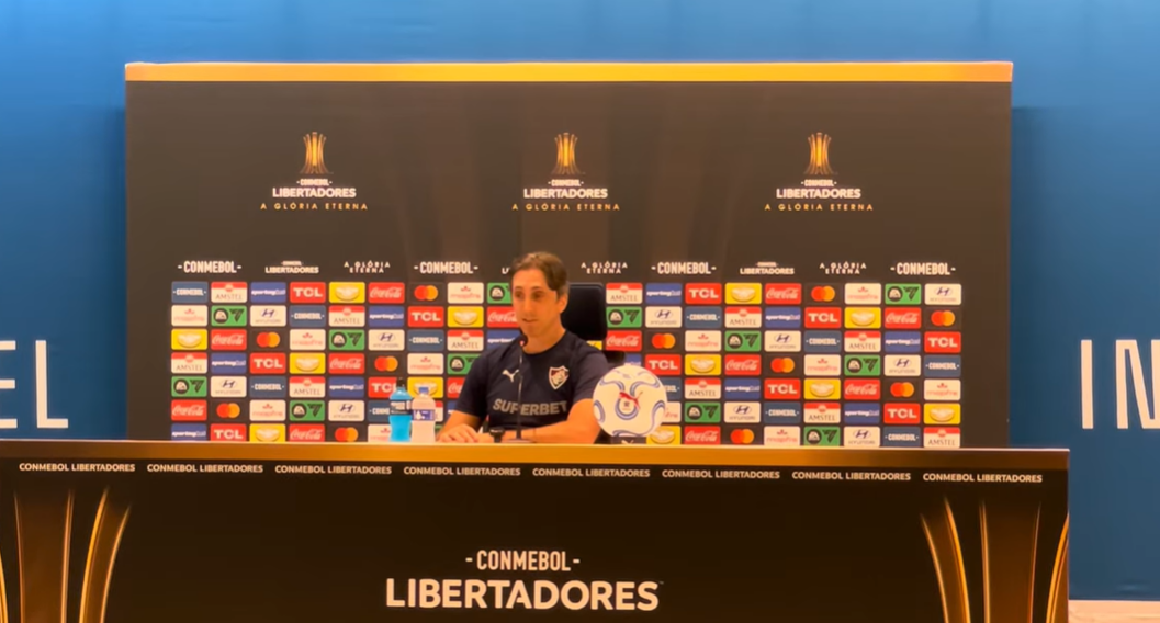 Zubeldía admite sofrimento do Fluminense na Libertadores e relembra erros decisivos na fase de grupos