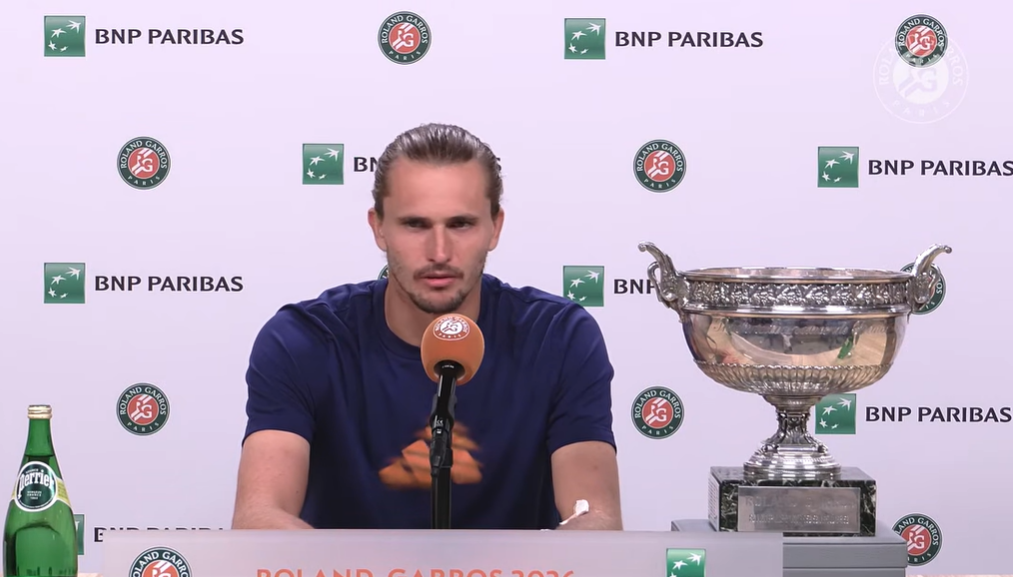 Zverev se irrita ao ser questionado sobre acusações de violência doméstica