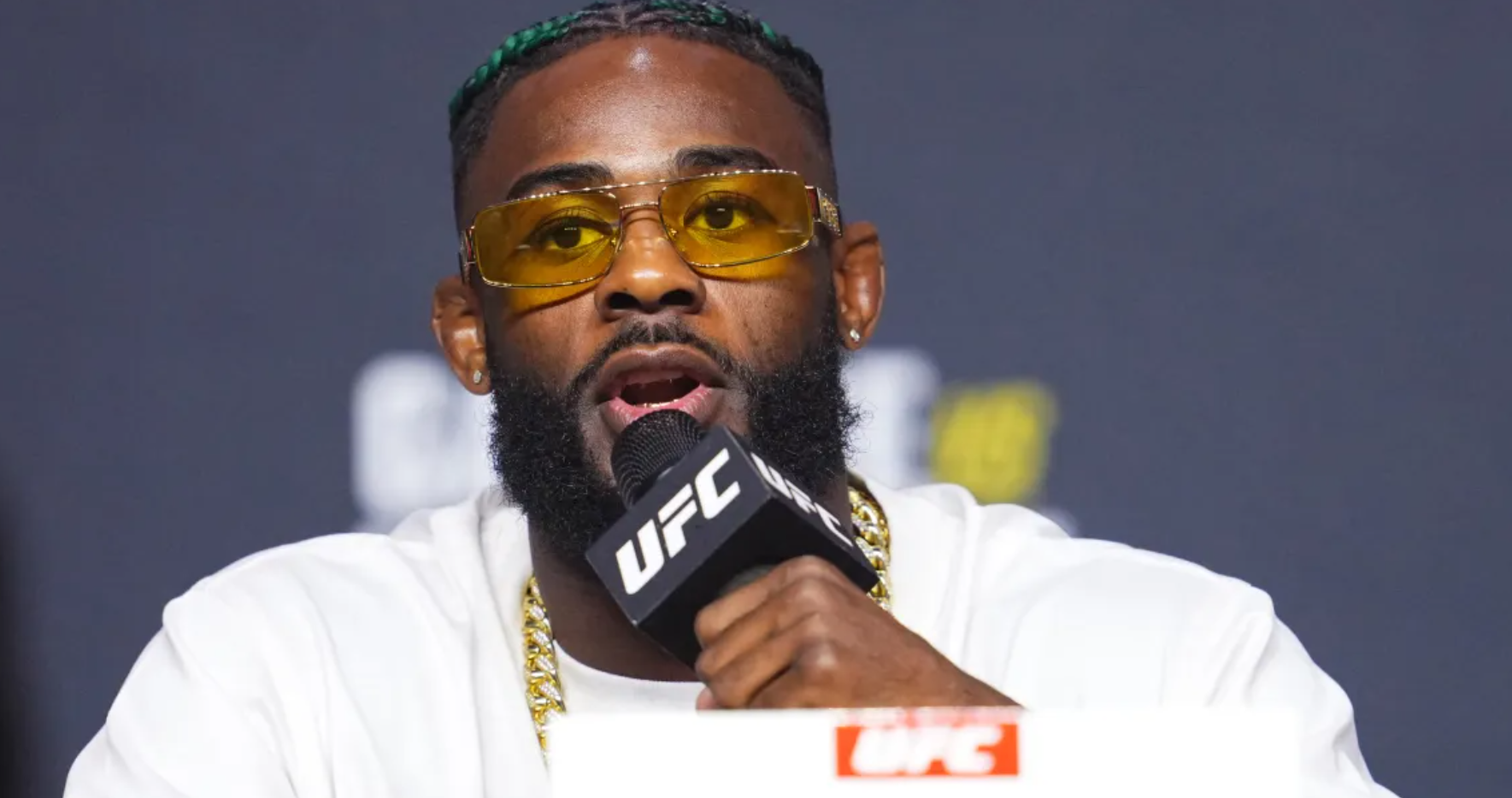 Aljamain Sterling Supports Alexander Volkov and Criticizes UFC Policies