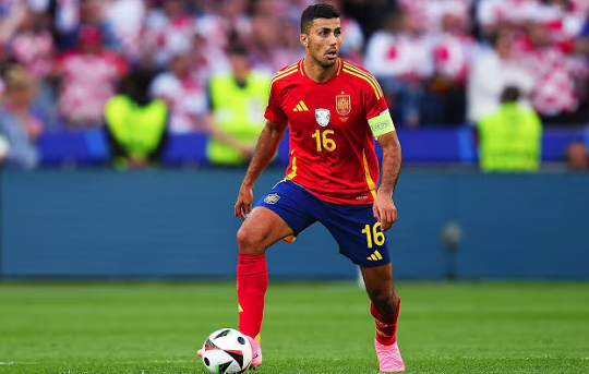 Rodri assume a braçadeira da Espanha e lidera renovação da seleção para a Copa do Mundo 2026