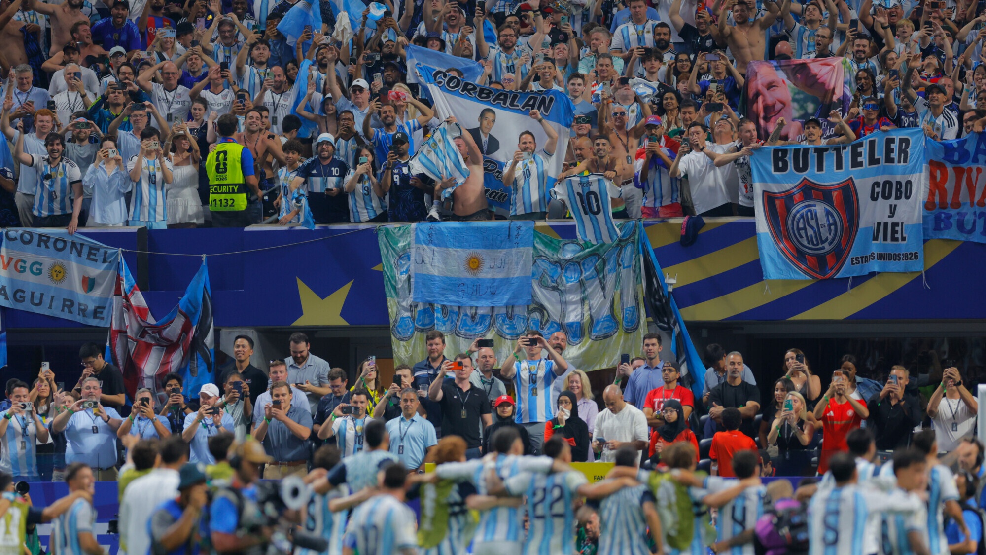 Around 50,000 Argentina National Team Fans Arrive in New York