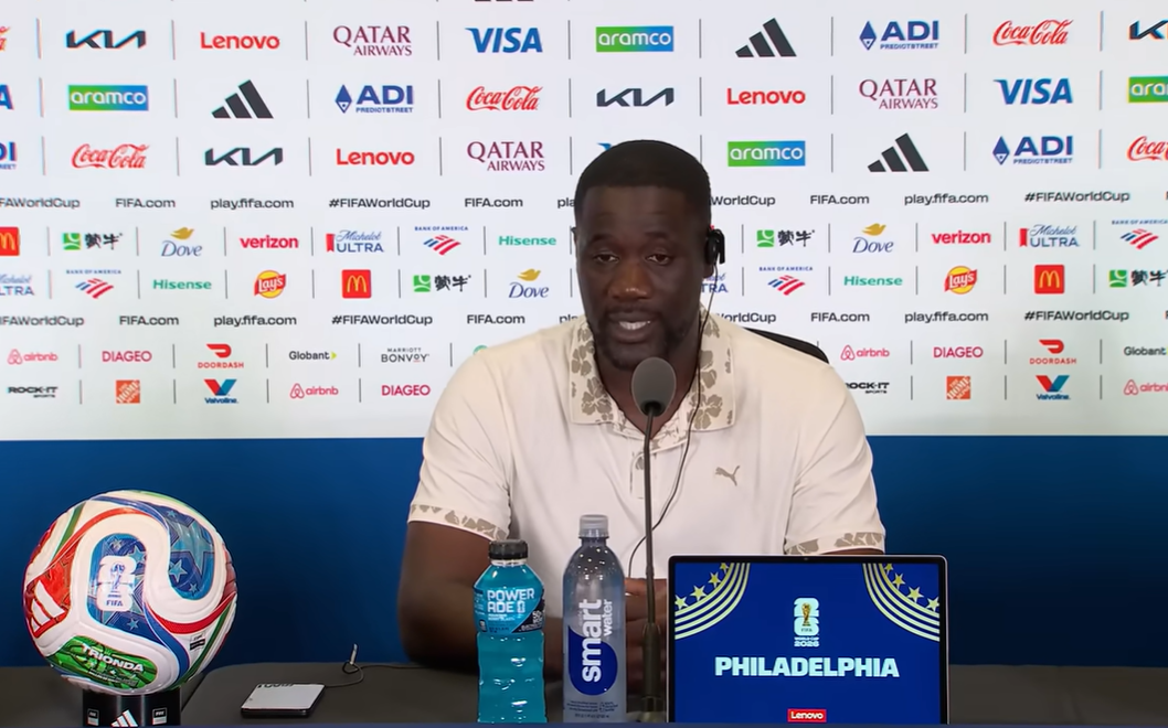 Técnico da Costa do Marfim critica Schweinsteiger: “pode ser considerado racista”