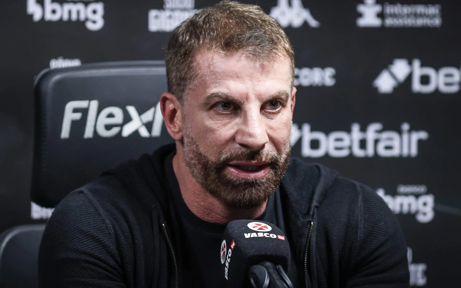 Pedrinho chama presidente do Flamengo de “arrogante”, reacende debate sobre SAF e crise no Botafogo ganha novo capítulo