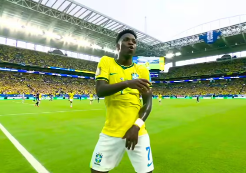 Vinicius Júnior brilha na Copa do Mundo 2026, iguala Messi e entra na disputa pela artilharia
