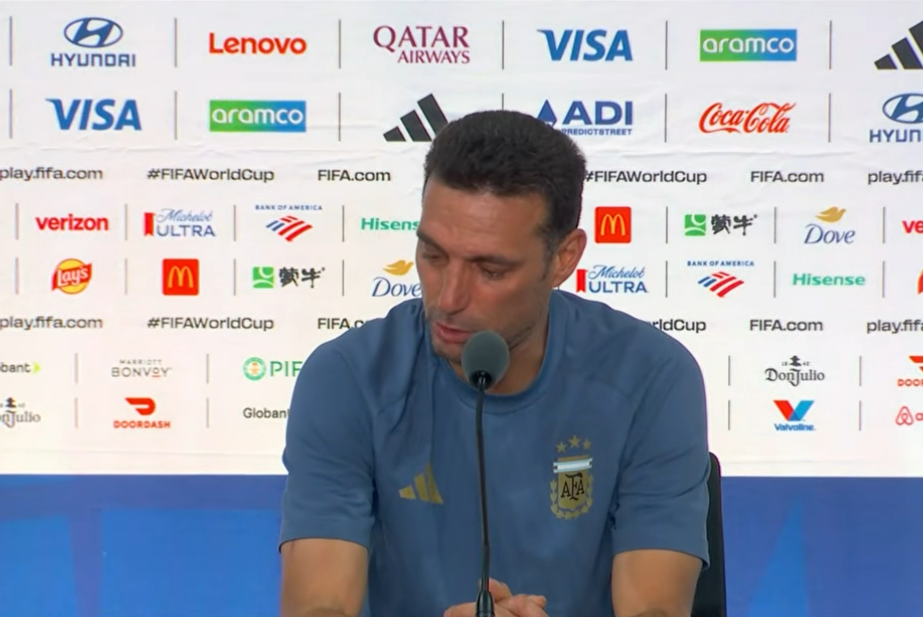 Scaloni confirma permanência na Argentina até dezembro após vice na Copa do Mundo