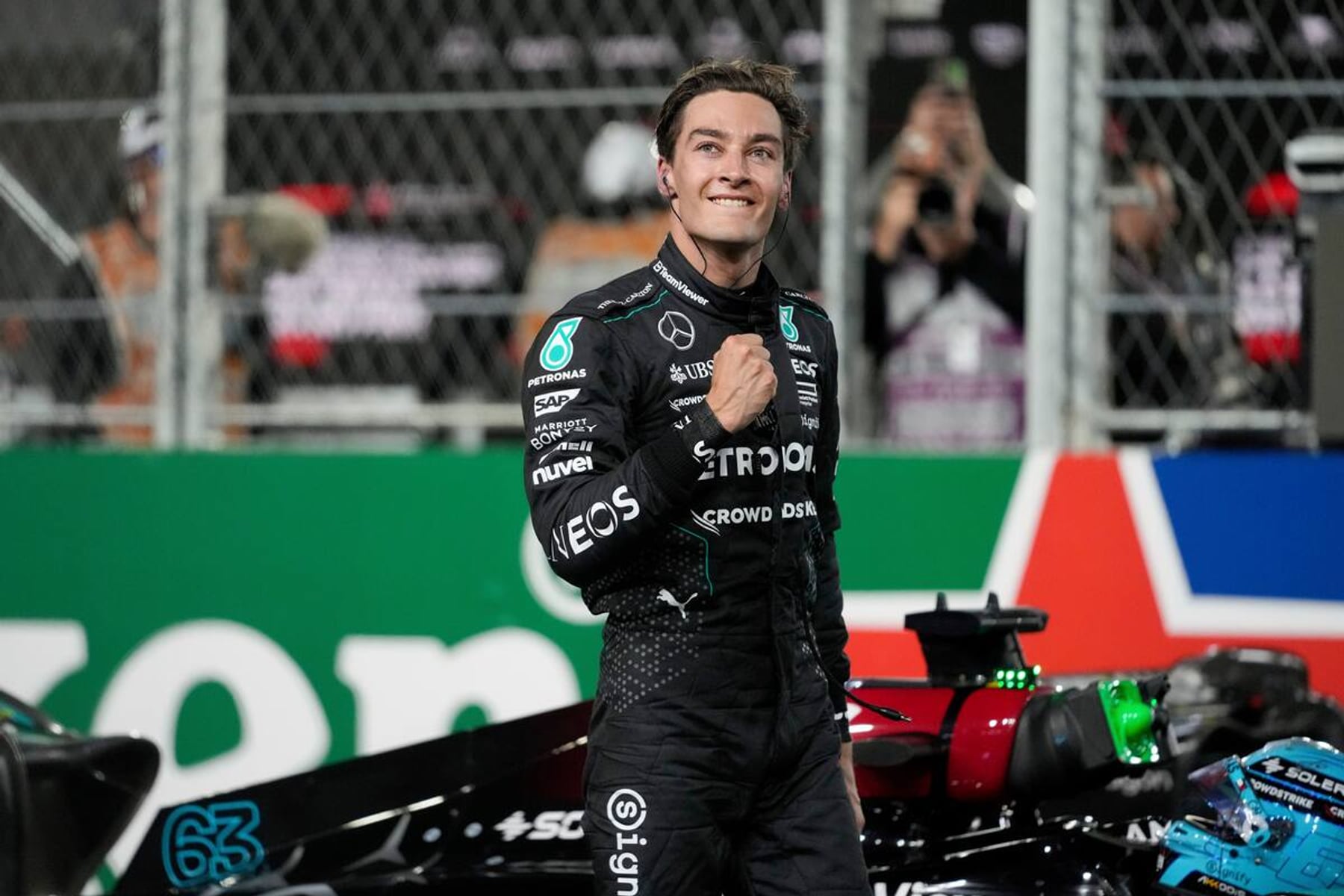Mercedes domina início da F1 2026 e libera duelo entre Antonelli e Russell: “corram, mas sem toque”