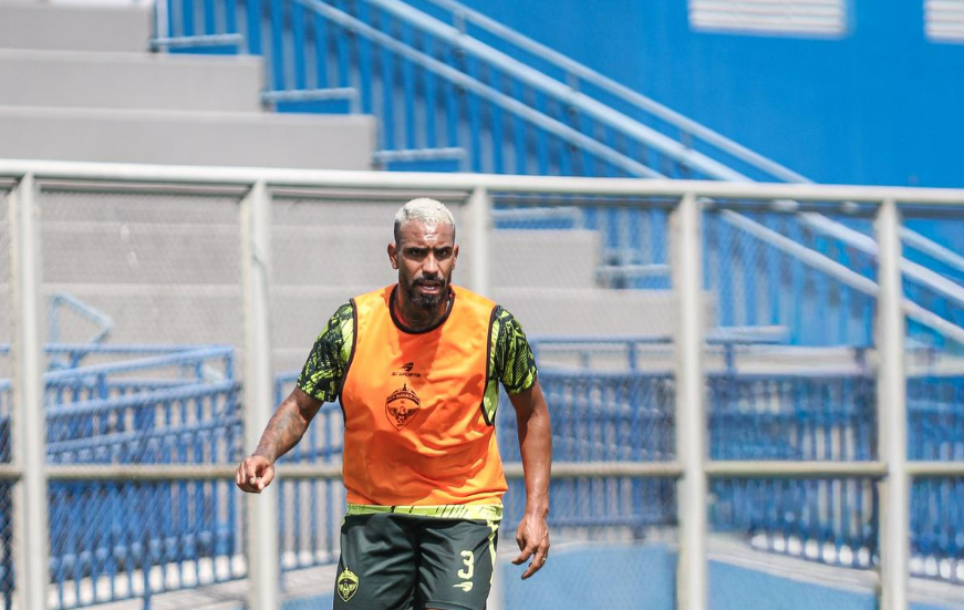 ManausFC anuncia o zagueiro Guilherme Café para a sequência da temporada