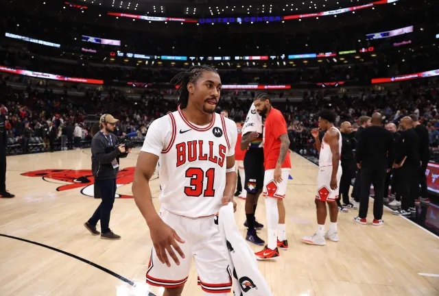 Chicago Bulls dispensam Jaden Ivey após polêmica e jogador dispara críticas à NBA e Stephen Curry