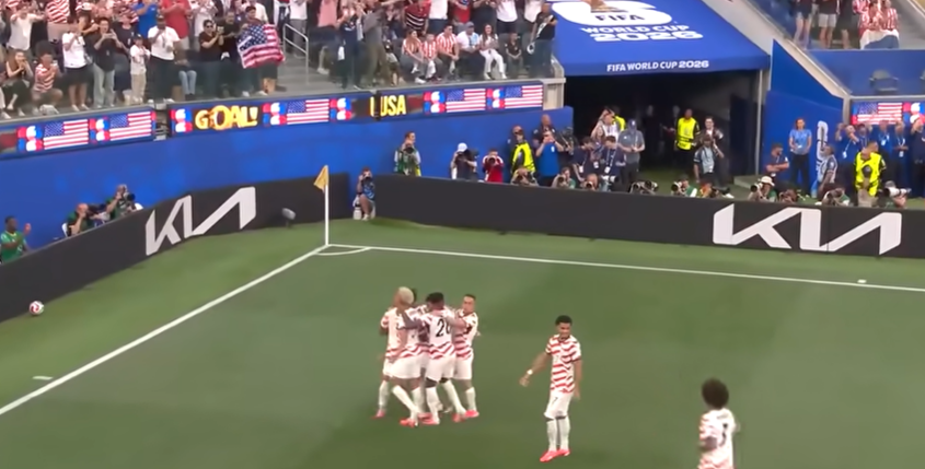 Estados Unidos goleiam Paraguai na estreia da Copa do Mundo com show de Pulisic e Balogun