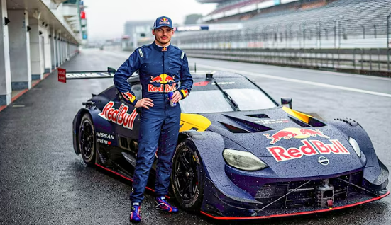 Ex-piloto da F1 sugere Verstappen na Ferrari e compara holandês a Schumacher