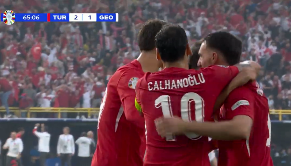 Turquia divulga convocação para a Copa do Mundo com Arda Güler, Kenan Yıldız e Çalhanoğlu