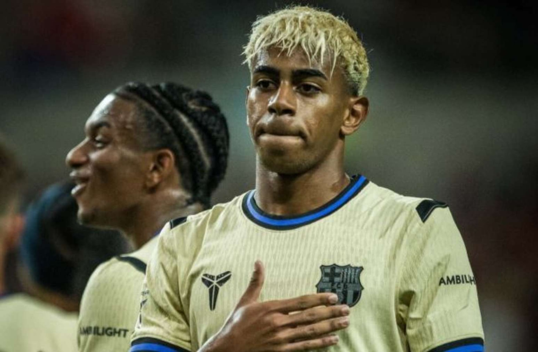 Lesão de Lamine Yamal preocupa o Barcelona, mas joia deve estar na Copa do Mundo pela Espanha