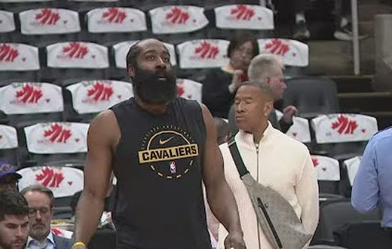 James Harden é preso por porte ilegal de arma no Texas e terá de responder à Justiça