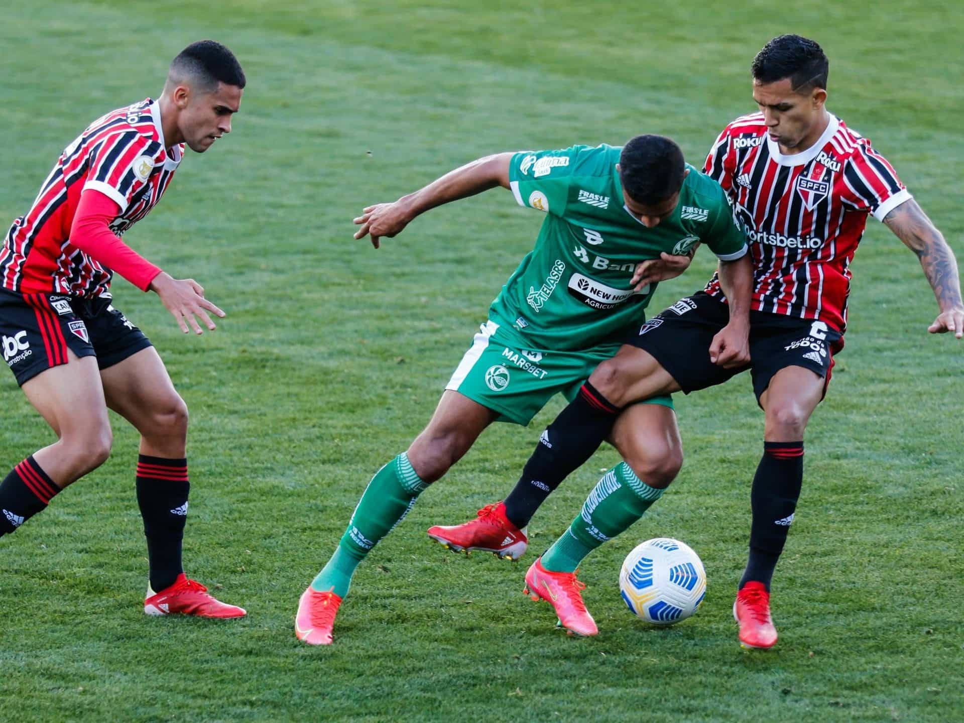 São Paulo x Juventude: sob pressão, Tricolor estreia na Copa do Brasil em meio a desfalques e busca reação