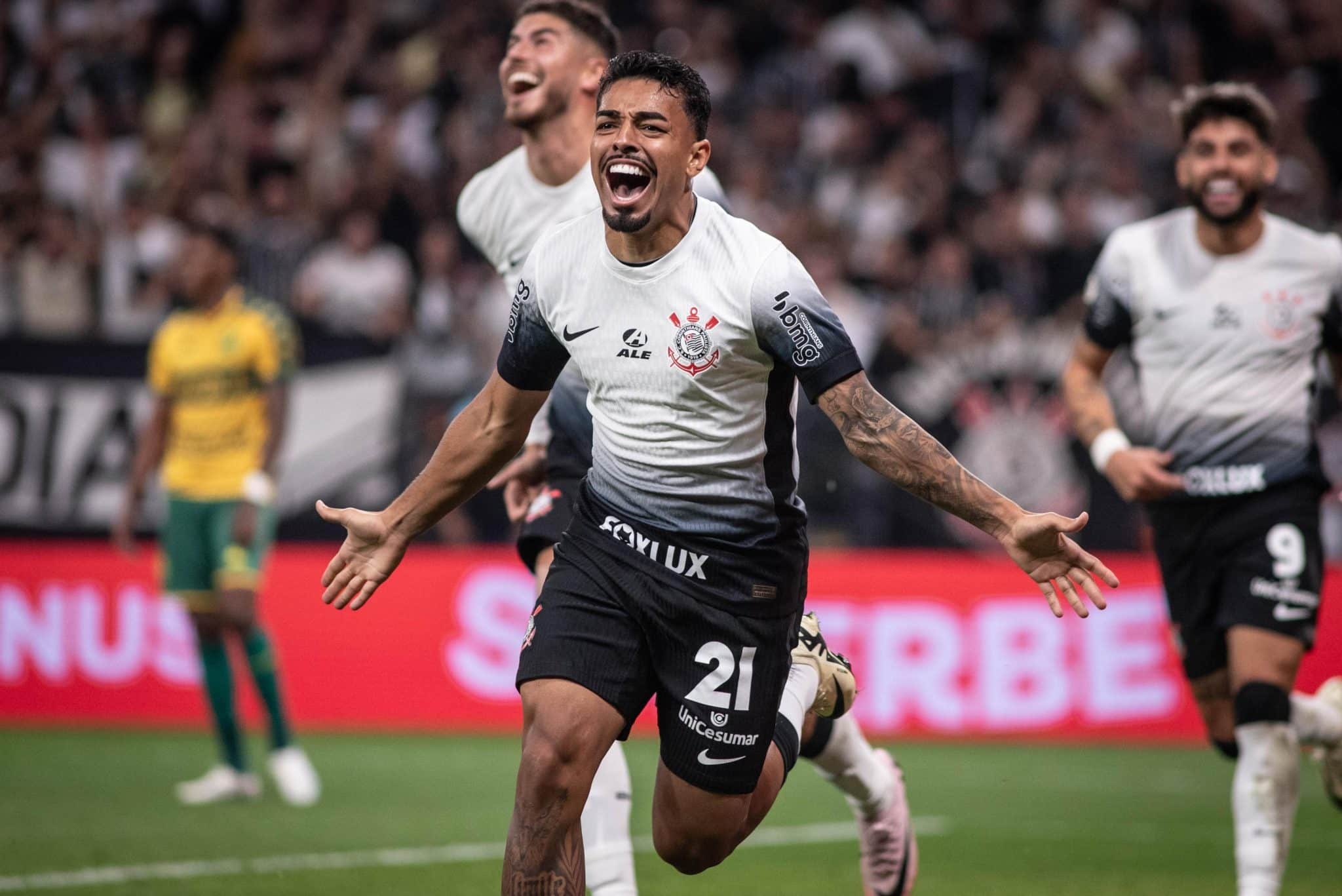 Corinthians x Internacional: Timão tenta encerrar jejum de 8 jogos em duelo direto contra o Z4