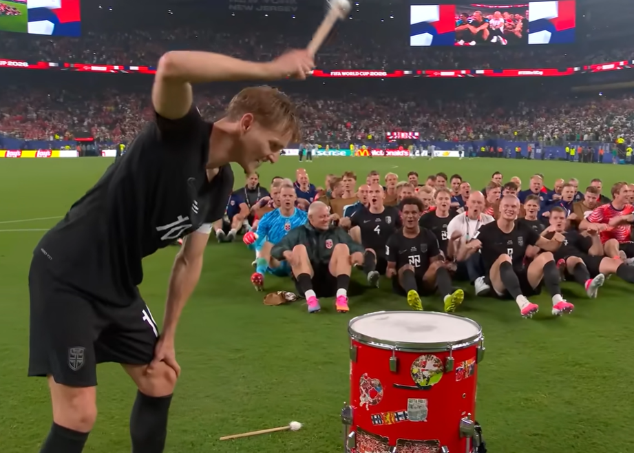 Noruega embala na Copa do Mundo, elimina Senegal e celebra classificação com tradicional “remada viking”