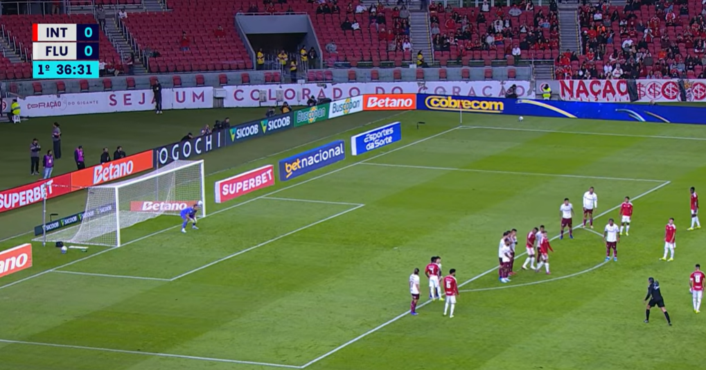 Brasileirão abre 15ª rodada com disputa acirrada na parte de cima e pressão na luta contra o Z-4
