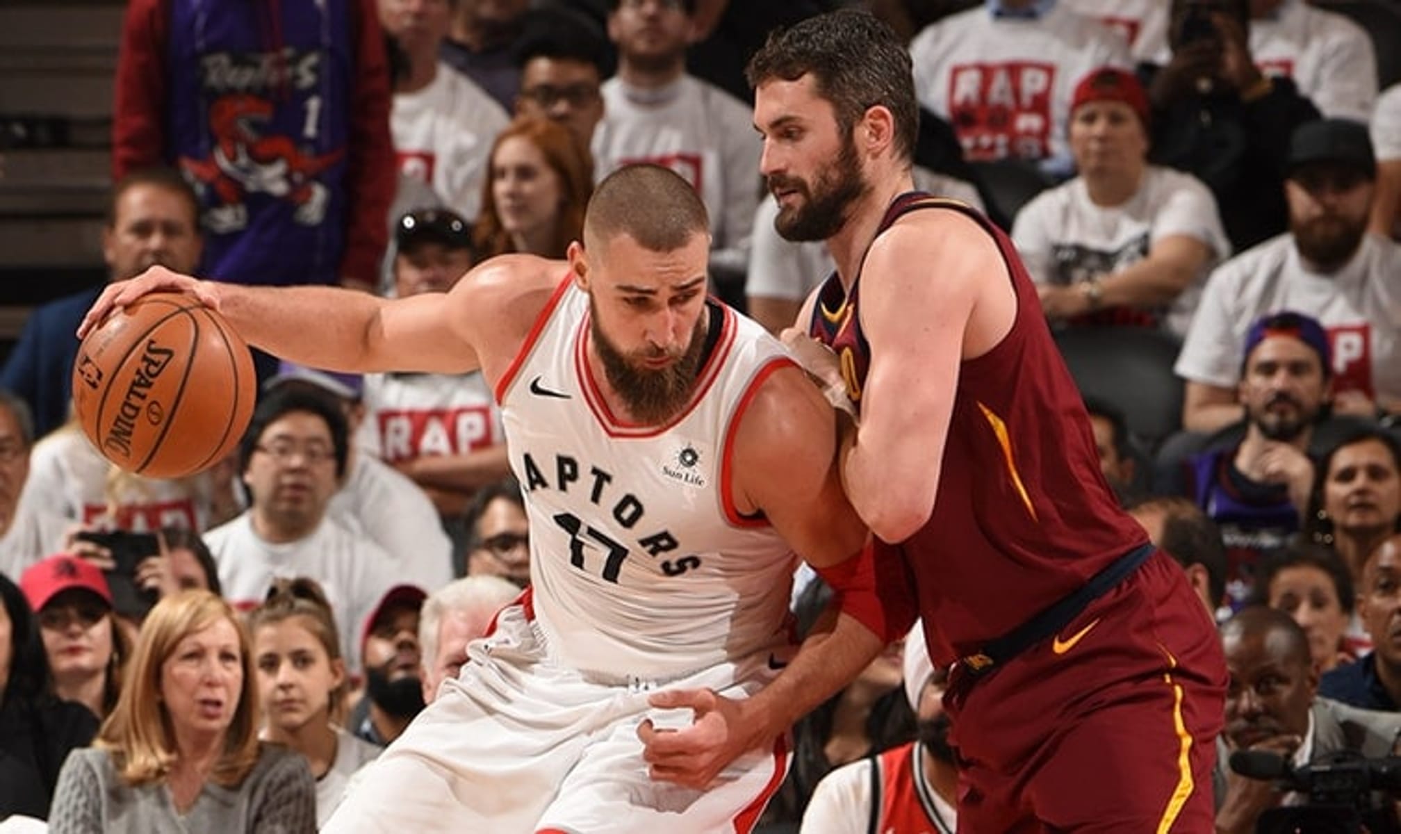 Raptors dominam Cavaliers, reagem nos playoffs da NBA e encostam na série