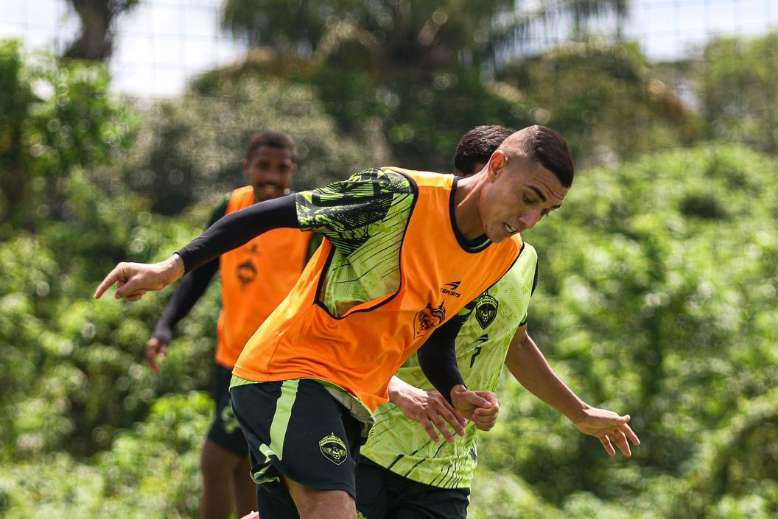 ManausFC acerta a contratação do atacante Minho para a sequência da Série D