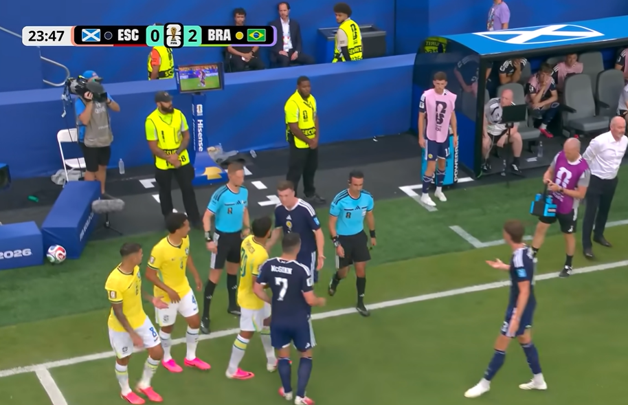 CBF envia reclamação à Fifa após gol anulado de Vinicius Jr. contra a Escócia