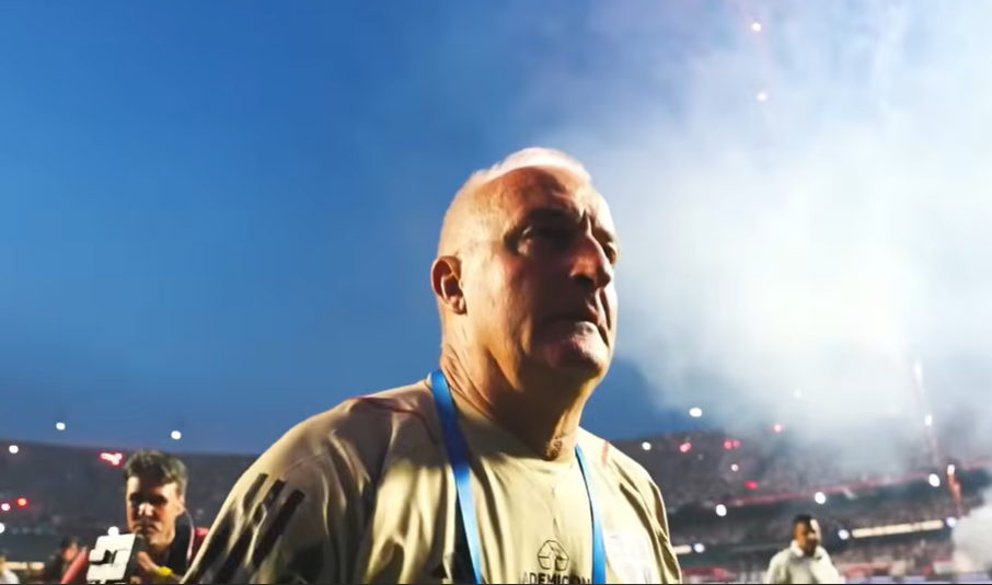 São Paulo anuncia Dorival Júnior até 2026 após saída de Roger Machado